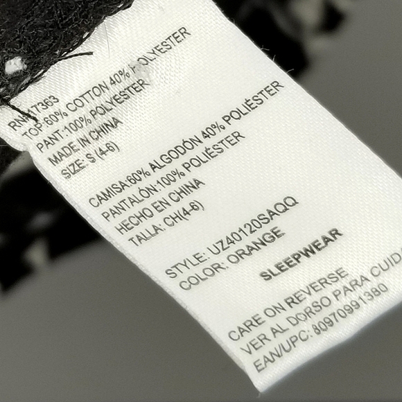 Halloween Family Pajamas "The Boo Crew" Skeleton Print Fleece PJ Set- Size Small - Picture 11 of 11